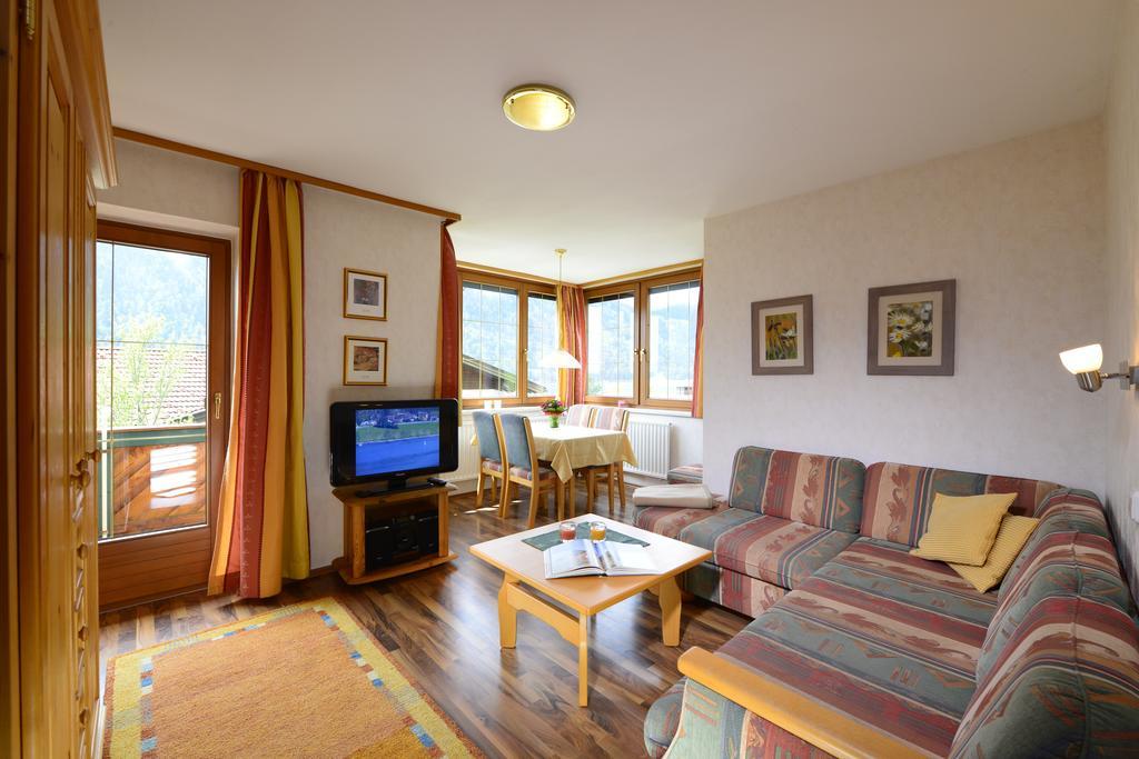 Antares Am See Maurach  Chambre photo