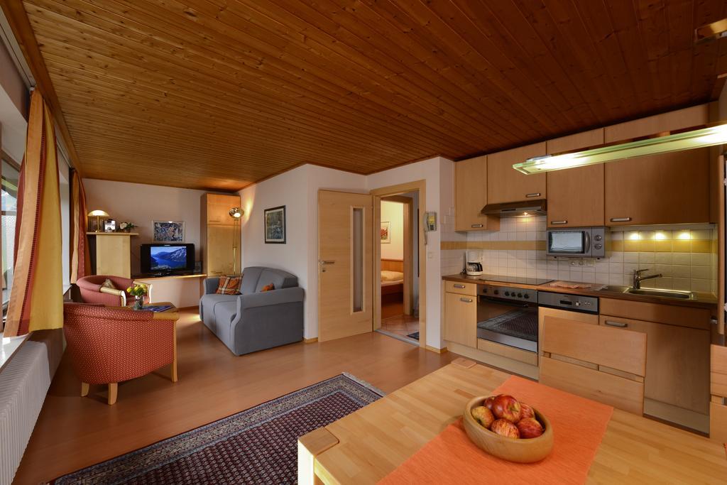 Antares Am See Maurach  Chambre photo