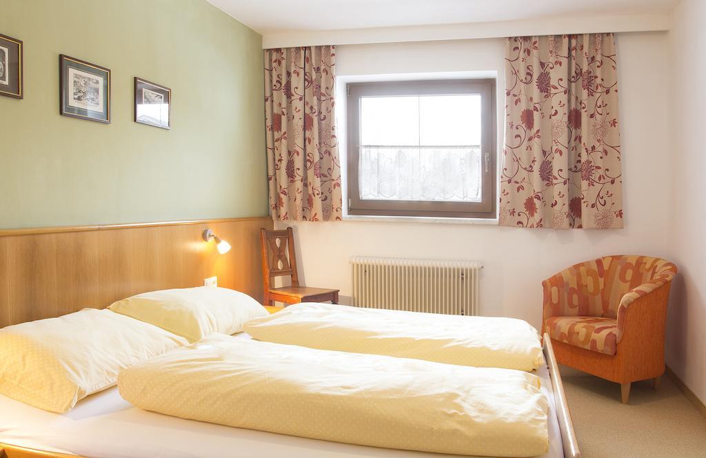 Antares Am See Maurach  Chambre photo